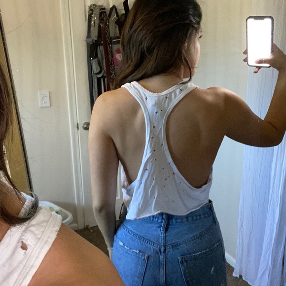 LF Emma & Sam White Razorback Tank - Picture 2 of 2